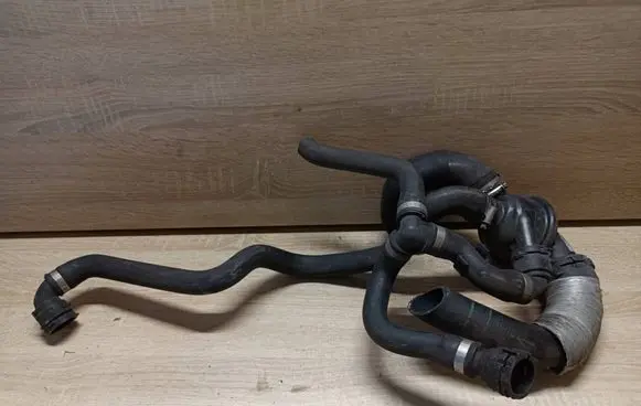 Thermostat/thermostat housing