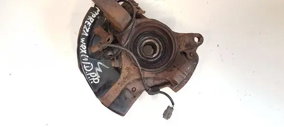 Front wheel hub
