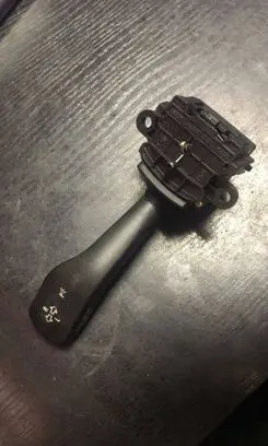 BMW 3 E46 Indicator stalk 8363662