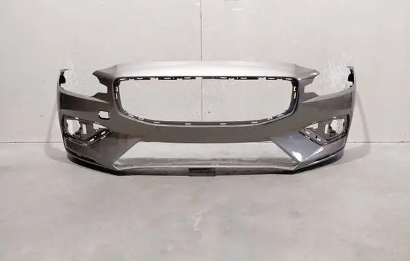 Volvo V60 Front bumper 31690589