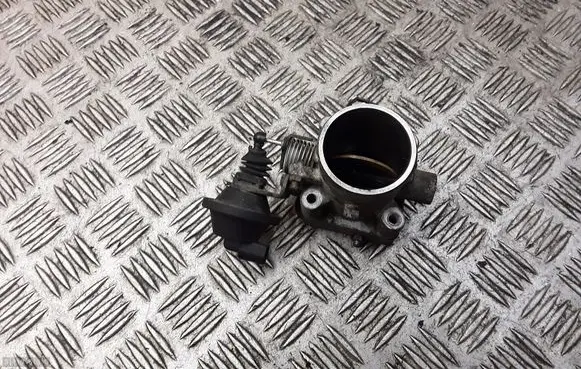 Hyundai i30 Throttle valve 367102A300