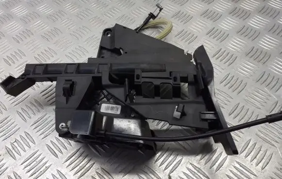 Ford C-MAX I Rear door lock 3M5AR26413BP