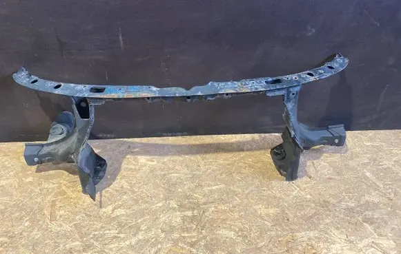Volkswagen Transporter - Caravelle T5 Top upper radiator support slam panel 