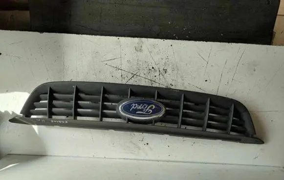 Ford Focus Front grill