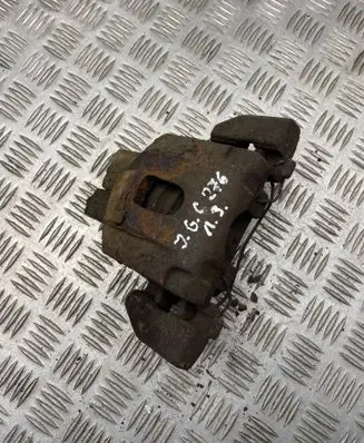 Jeep Grand Cherokee (WJ) Rear brake caliper