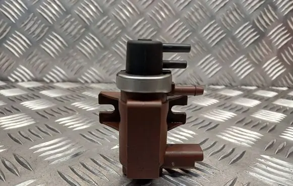Mazda 3 I Turbo solenoid valve 9652570180