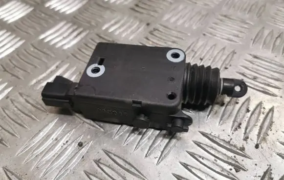 Opel Zafira A Tailgate boot lock/latch motor 90460062 5406 1101215