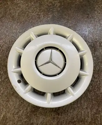 Mercedes-Benz C W202 R15 wheel hub/cap/trim 2024010224