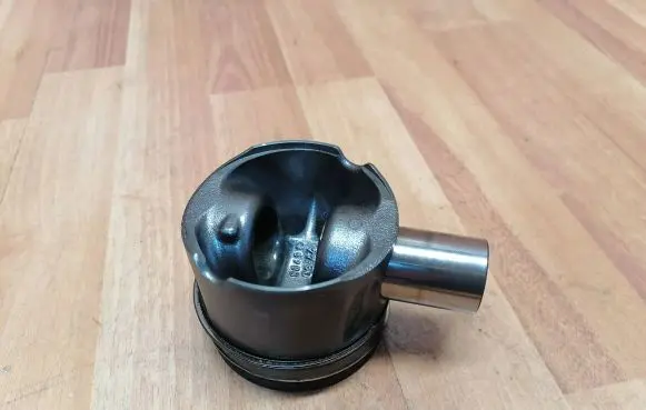 Jaguar XF X250 Piston 306DT AJTDV6 AJV6D