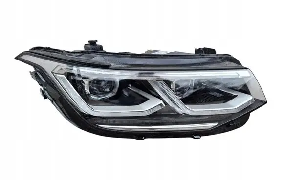 Volkswagen Tiguan Headlight/headlamp 5NB941082C