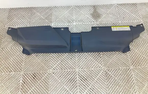 Audi A5 Sportback 8TA Top upper radiator support slam panel 8T0807081B