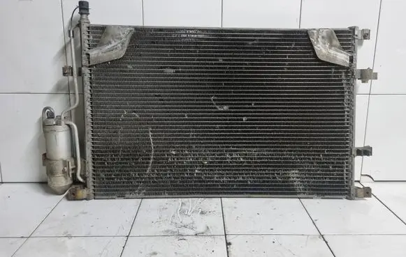 Volvo V70 A/C cooling radiator (condenser) 8683360