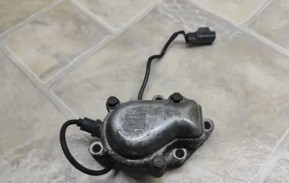Thermostat/thermostat housing