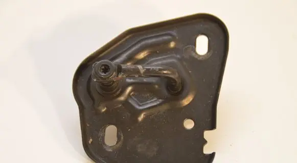 Audi A6 C7 Engine bonnet/hood lock/latch loop/hook 4G0823186