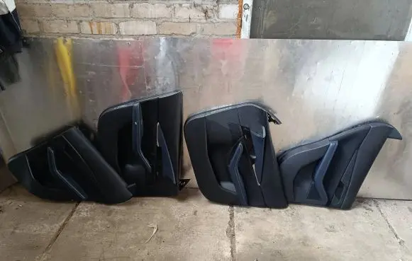 Mazda CX-30 Front door card panel trim Dfr56856x
