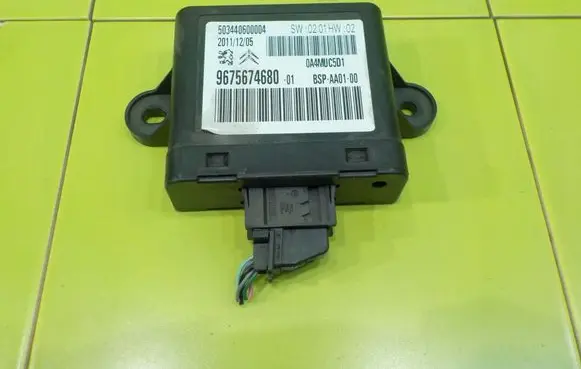 Citroen C-Zero Central body control module 503440600004 18AB36