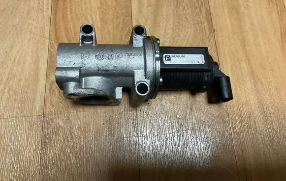 Opel Zafira B EGR valve 722946380