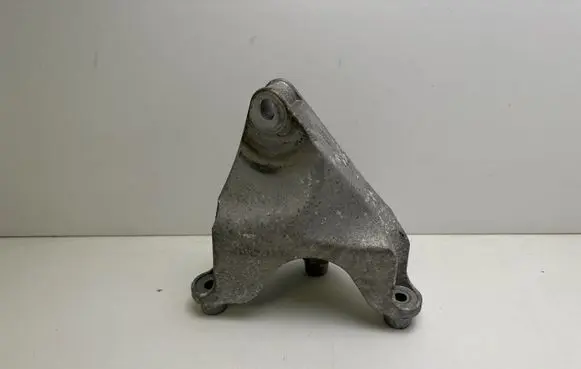 Ford Mustang V Engine mounting bracket BR336B033AC