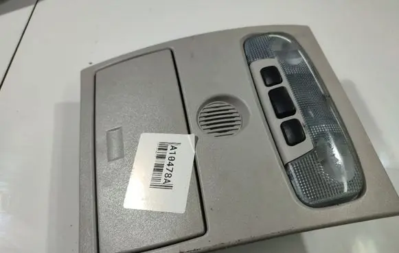 Glove box