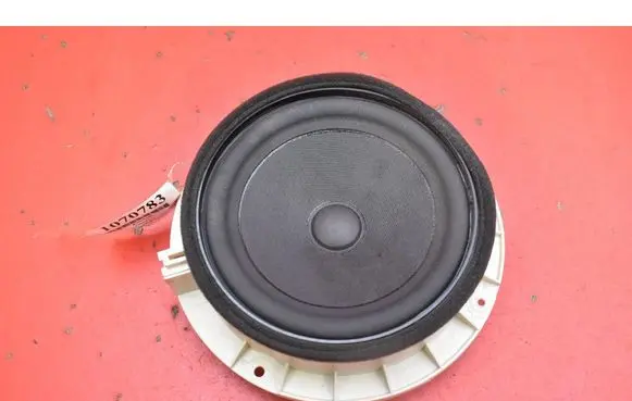 Hyundai Genesis Subwoofer speaker 963302M000