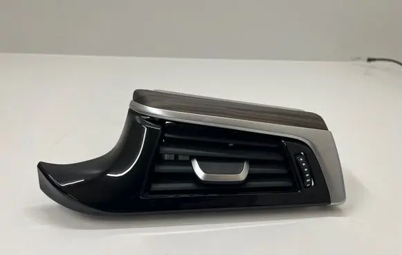 BMW 5 G30 G31 G38 Dashboard side air vent grill/cover trim 9330858