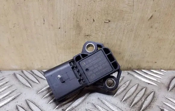 Skoda Superb B6 (3T) Air pressure sensor 0281002977 03G906051E
