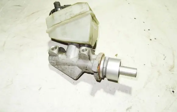 Renault Kangoo I Master brake cylinder 8200262441B