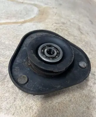 Volvo C30 Front upper strut mount 