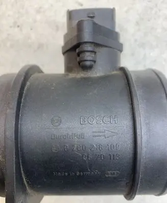 Volvo XC70 Mass air flow meter 0280218109 8670113