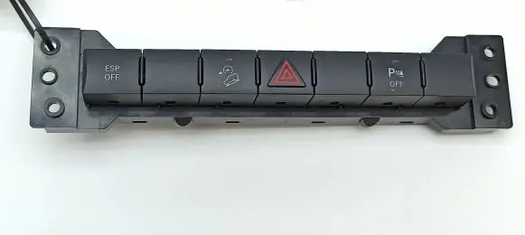 Jeep Grand Cherokee (WK) Other switches/knobs/shifts P04602846AD 033871101 041581A
