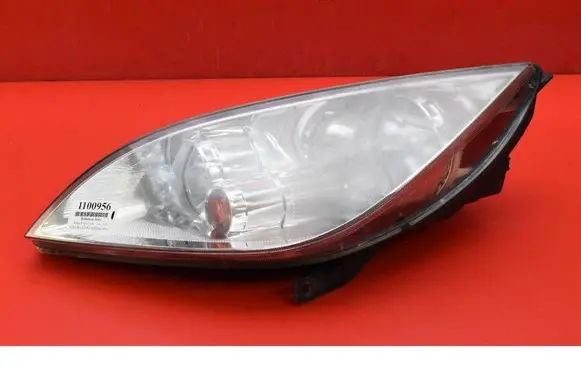 Mitsubishi Colt CZ3 Headlight/headlamp 8301A283