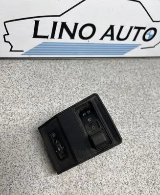 Fog light switch