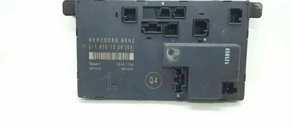 Mercedes-Benz E W211 Door control unit/module 2118201585