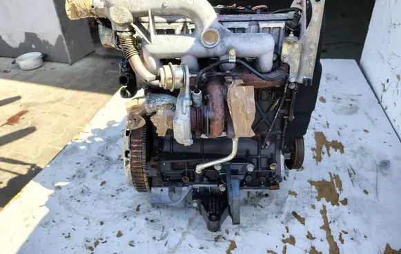 Renault Trafic II (X83) Engine F9QU760