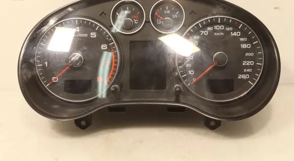 Audi A3 S3 8P Clock 8P0920931T
