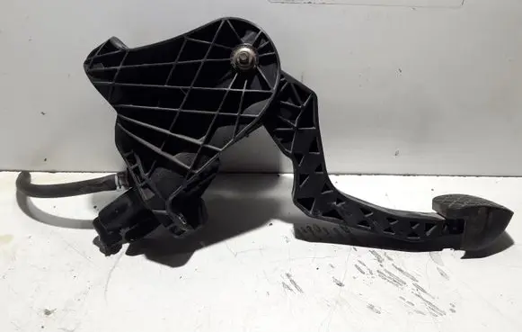 Clutch pedal