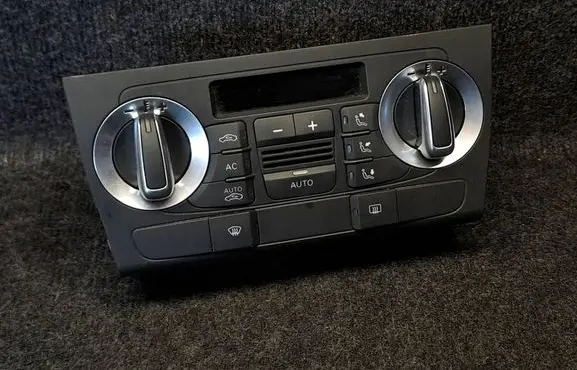 Audi A3 S3 8P Climate control unit 8P0820043BG A2C53301899