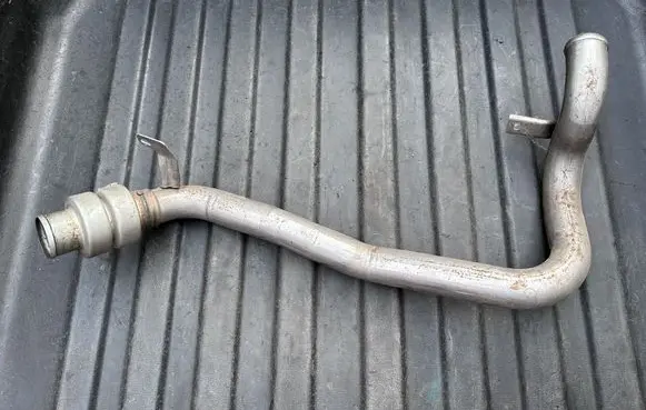 Land Rover Evoque I Intercooler hose/pipe BC326C646AC BJ326C646AC