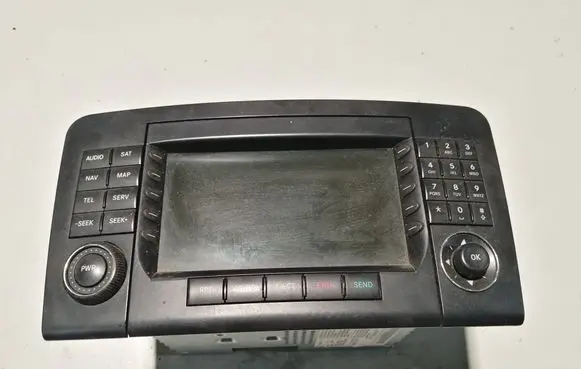 Mercedes-Benz GL X164 Radio/CD/DVD/GPS head unit A1648201679