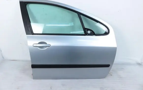 Peugeot 307 Front door 