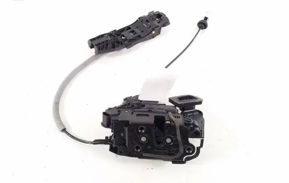 Volkswagen Golf VII Rear door lock 5K4839016Q
