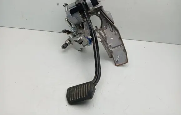 Volvo V60 Brake pedal 31317447
