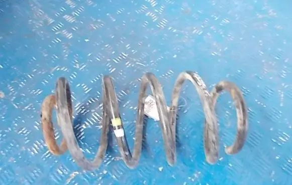 Volkswagen Sharan Front coil spring