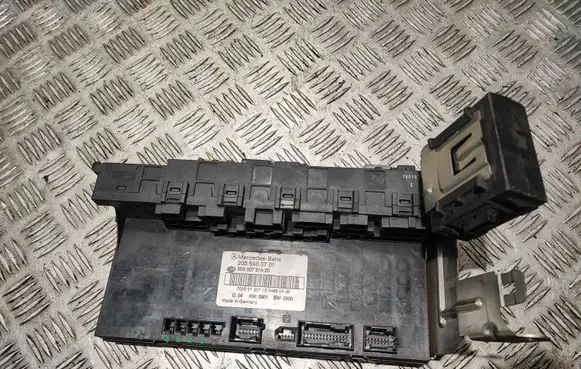 Mercedes-Benz E W212 Comfort/convenience module 20354450701