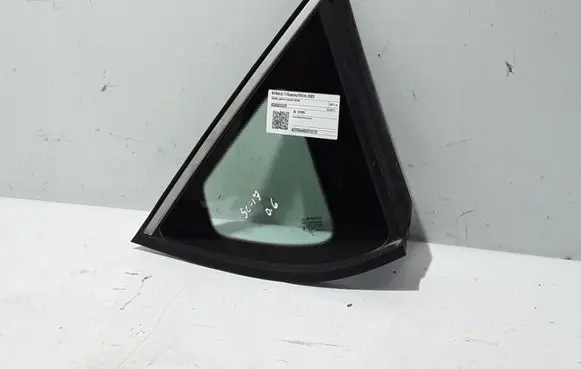 Renault Scenic IV - Grand scenic IV Rear side window 833062522R
