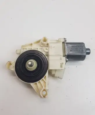 Mercedes-Benz A W176 Front door window regulator motor A2469065200