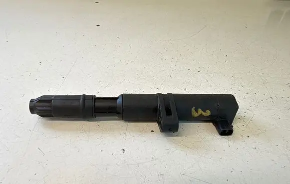 Opel Vivaro High voltage ignition coil 7700875000 0040100048 8200208611