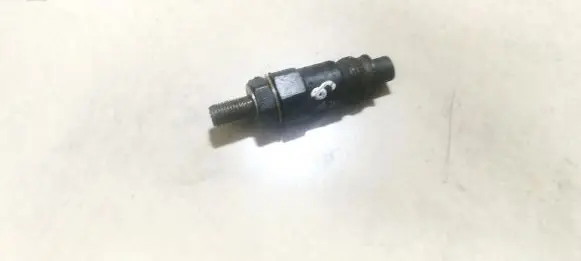 Mazda 626 Fuel injector l711530