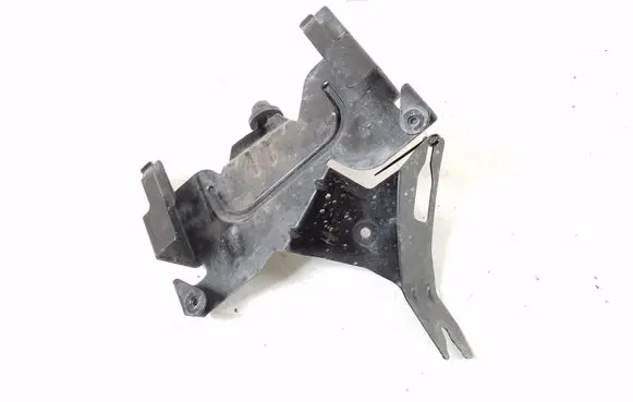 Mercedes-Benz CLS C218 X218 Other engine bay part A2125450740