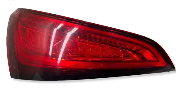 Audi Q5 SQ5 Tailgate rear/tail lights 21240102 AU416PA72 8R0945093D